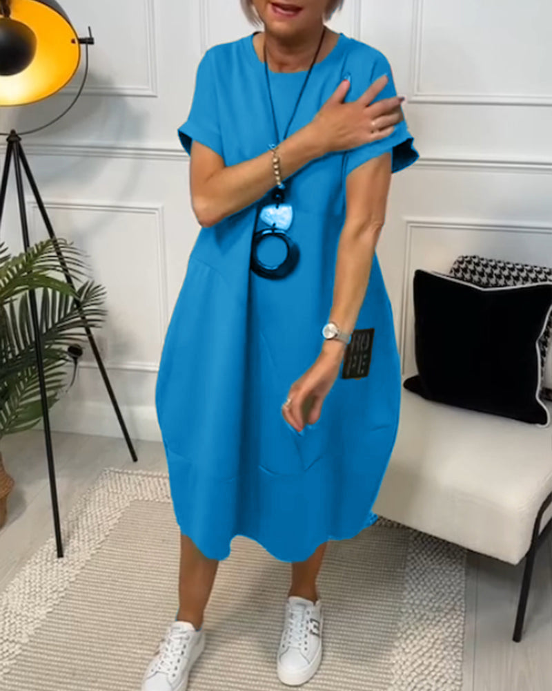 NIPPON™| ブラックの半袖ドレス、「HOPE」モチーフ付き