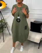 NIPPON™| ブラックの半袖ドレス、「HOPE」モチーフ付き