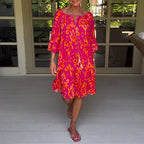 NIPPON™| プリントと七分袖の赤いドレス