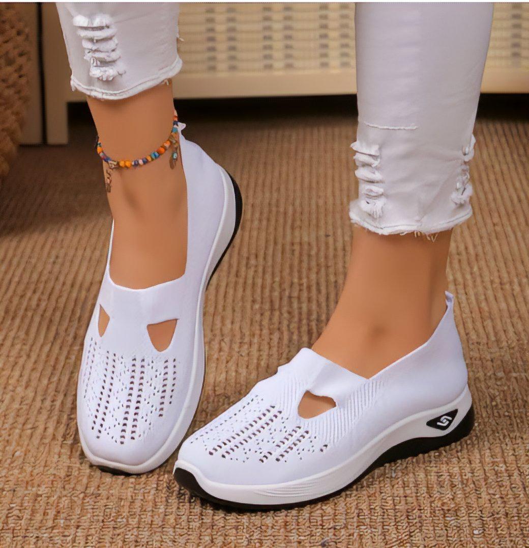 NIPPON™| 快適なRelaxFitシューズで散歩を楽しみましょう