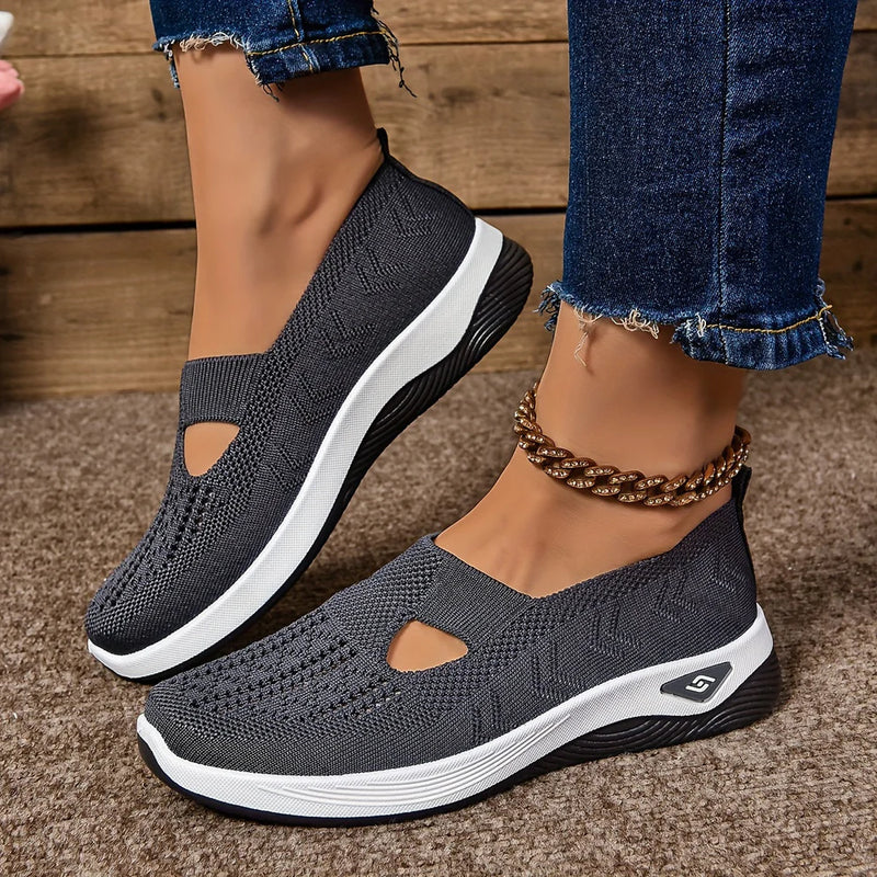 NIPPON™| 快適なRelaxFitシューズで散歩を楽しみましょう